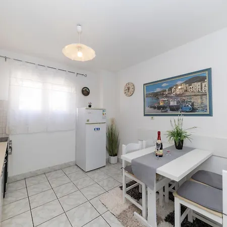 Apartment Ap Orion *