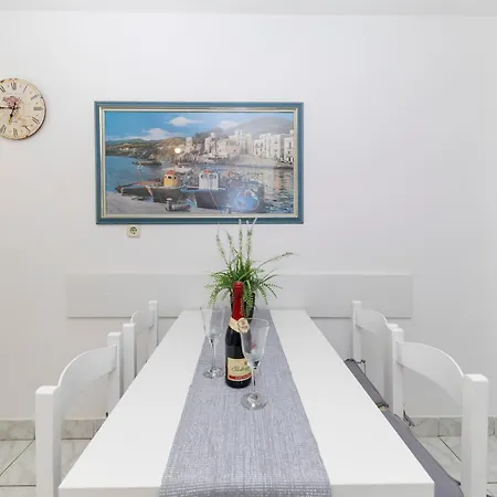 Apartment Ap Orion Zadar